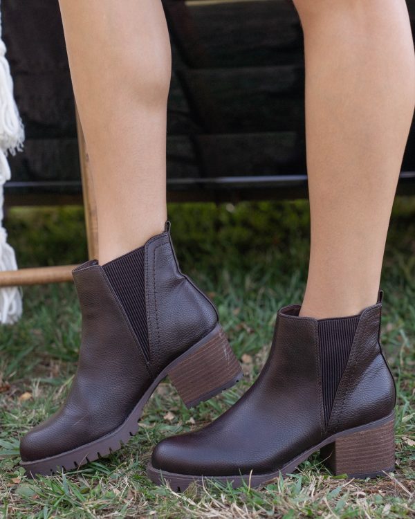 Greeflow Slip On Booties - Chocolate